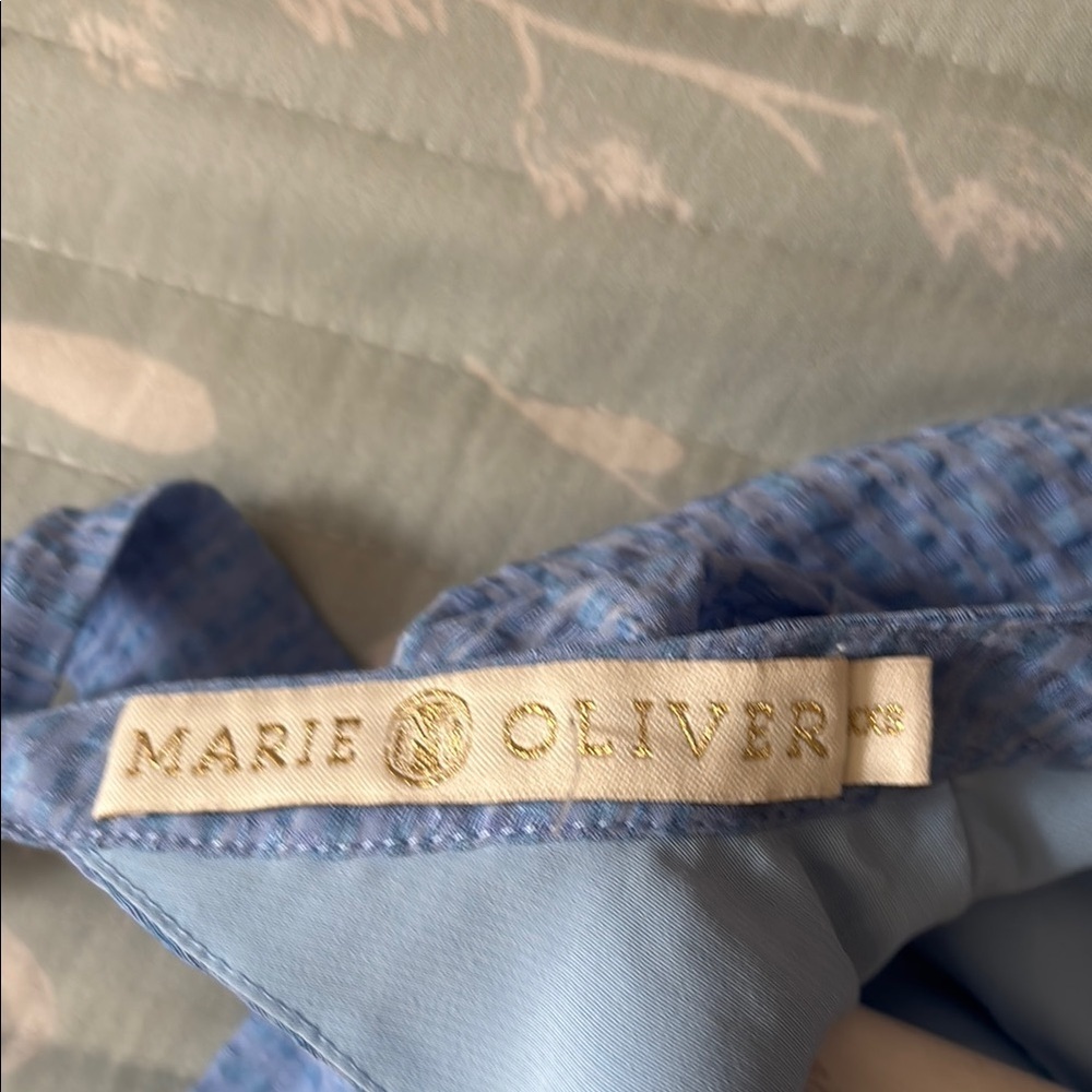 Title:
Textured Blue Puff Sleeve Top – Short Sleeve Crew Neck Blouse - Picture 5 of 8